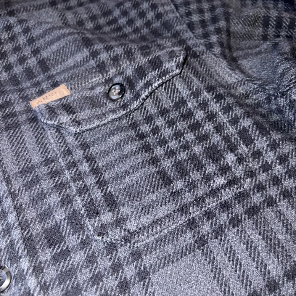 ORVIS Flannel Shirt Mens Medium Gray Plaid Long Sleeve Button Up Outdoor Casual
